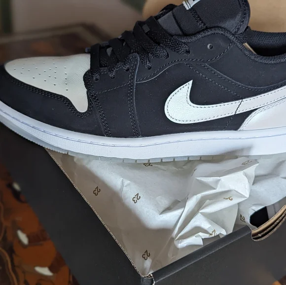 Air Jordan 1 lows